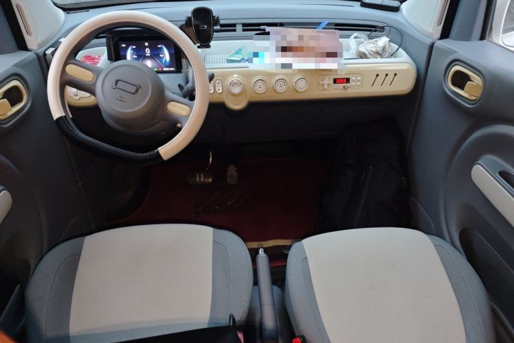 Used Bestune Pony 2025 222km Lightning Horse Center Console