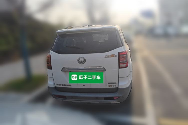 Used HYOSOW S3 2016 1.5L Manual Luxury Edition China IV Emission Standard
