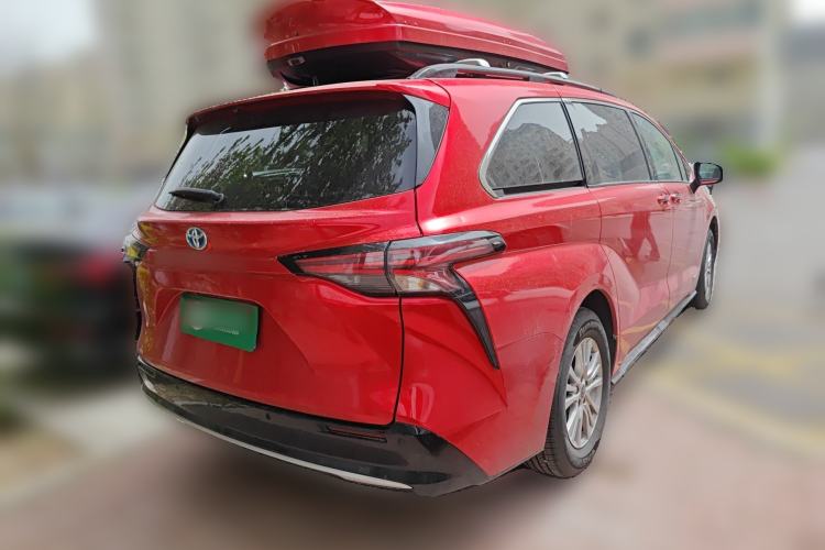 Used Toyota SIENNA 2021 2.5L Hybrid Premium Edition Rear Right 45 Deg