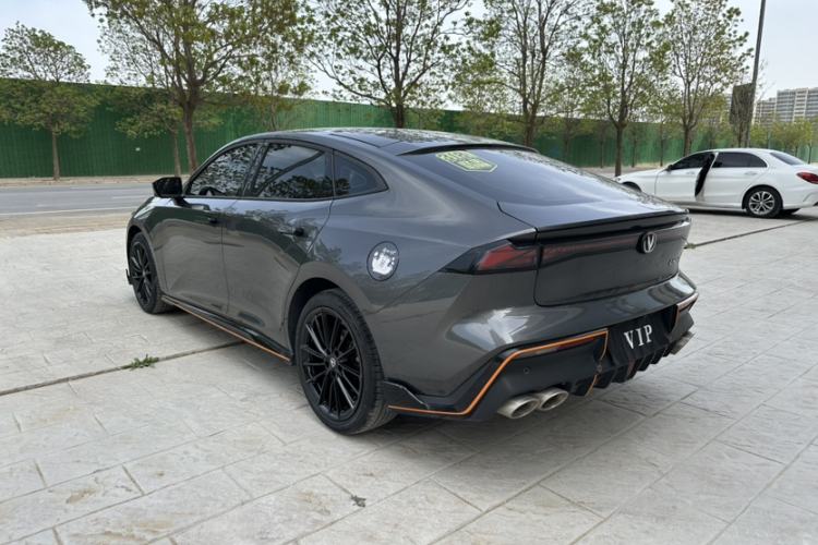 Used CHANGAN UNI-V 2023 1.5T Sport Edition Exterior 4