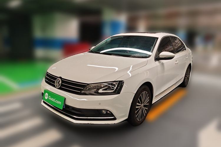 Used Volkswagen Sagitar 2017 230TSI Automatic Luxury Edition