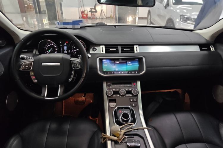 Used Land Rover Range Rover Evoque 2018 240 PS SE Smart Brilliance Edition