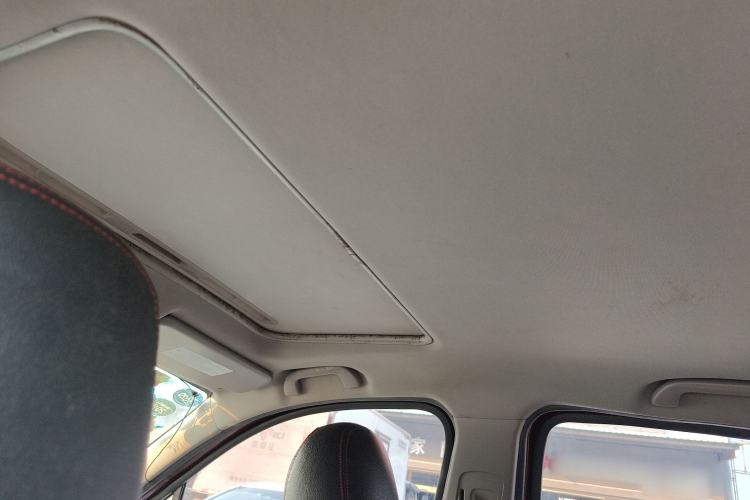 Used FORTHING Joyear X5 2013 1.6L Manual Luxury Model China IV Standard
