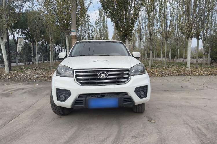 Used Great Wall Wingle 5 2017 2.4L European-spec Gasoline 4x4 Elite Version Big Double Cab 4G69S4N
