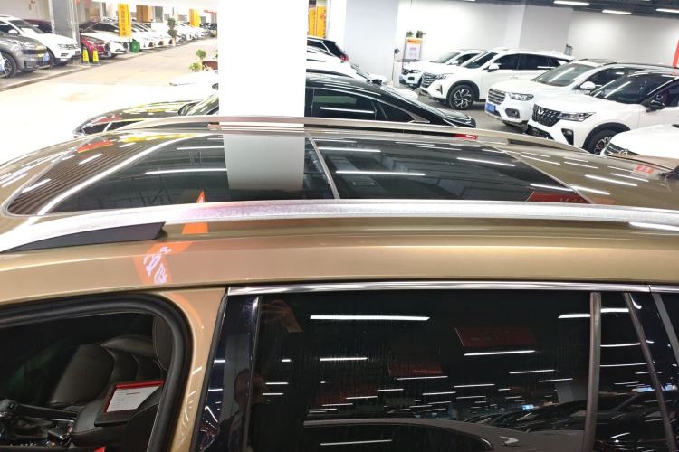 Used Skoda Kodiaq 2019 Facelifted TSI330 7-Seater Two-Wheel-Drive Luxury Enjoyment Edition China VI Standard Roof