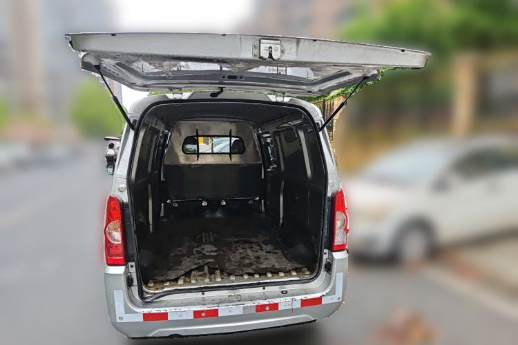 Used Wuling Rongguang 2019 1.5L Extended-Body Van Base Model with 2 Seats Trunk