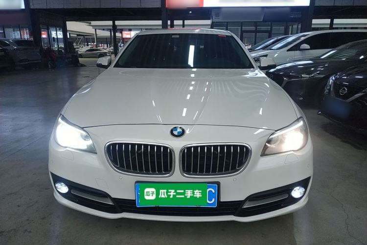 Used BMW 5 Series 2014 528Li Leading Model
