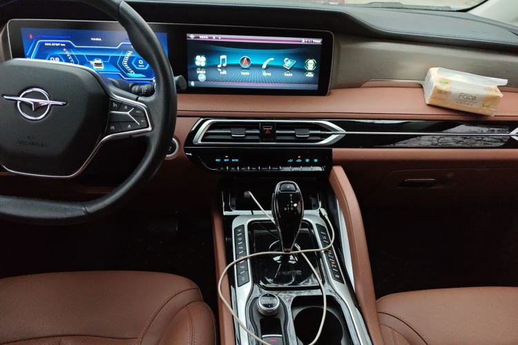 Used Haima 7X 2020 1.6 TGDI Automatic Flagship Model Center Console