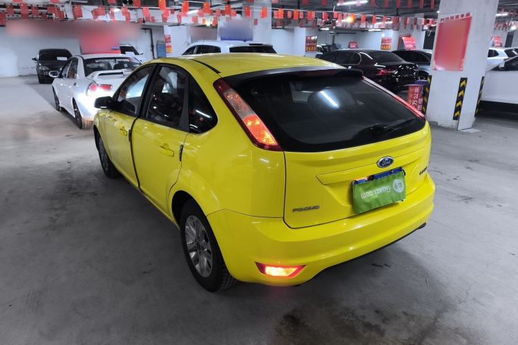 Used Ford Focus 2013 Hatchback Classic 1.8L Automatic Base Model
