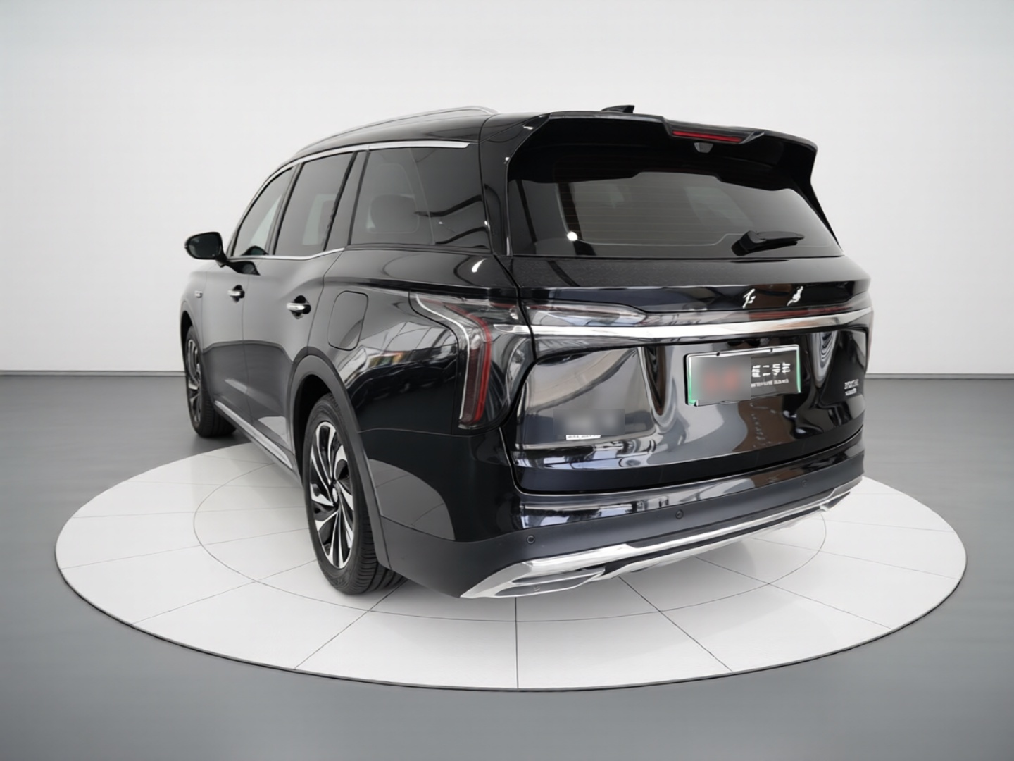 Hongqi HS7 PHEV 2024 2.0T PHEV Four-Wheel Drive Flagship Edition 6 Seats — снимка 4