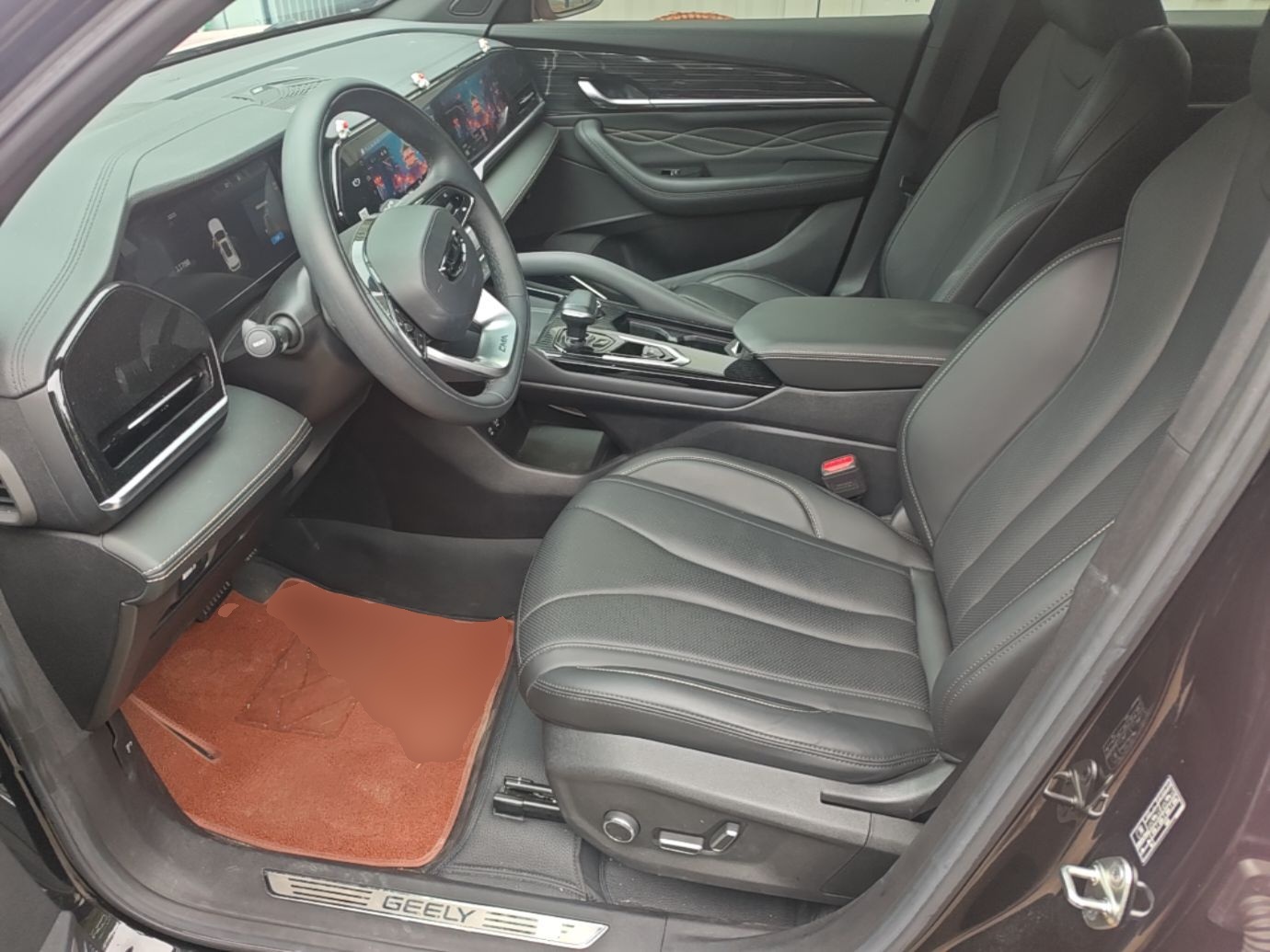 Geely Auto Monjaro L 2024 2.0TD DCT EVO Two-Wheel Drive Long-Range Version — снимка 17