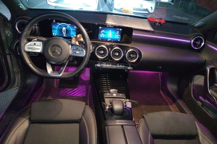 Used Mercedes-Benz A-Class 2019 Restyled A 180 L Sport Sedan Center Console