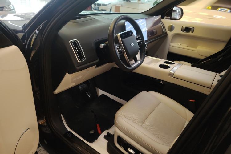 Used Li Auto L9 2022 Max model