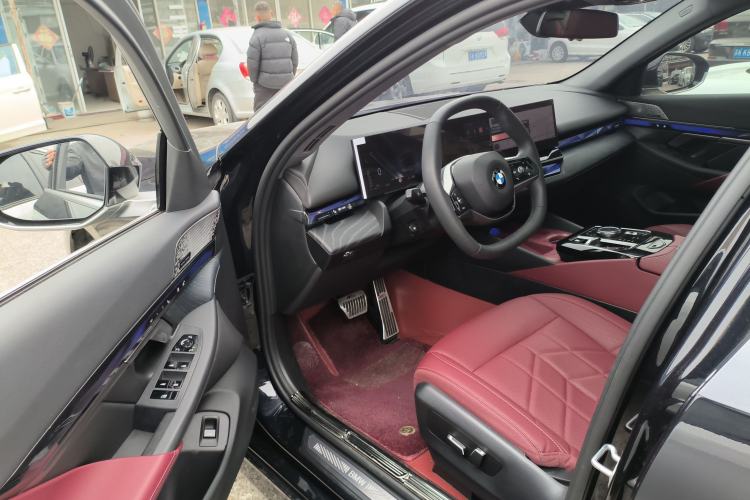 Used BMW 5 Series 2025 530Li Leading Edition Luxury Package