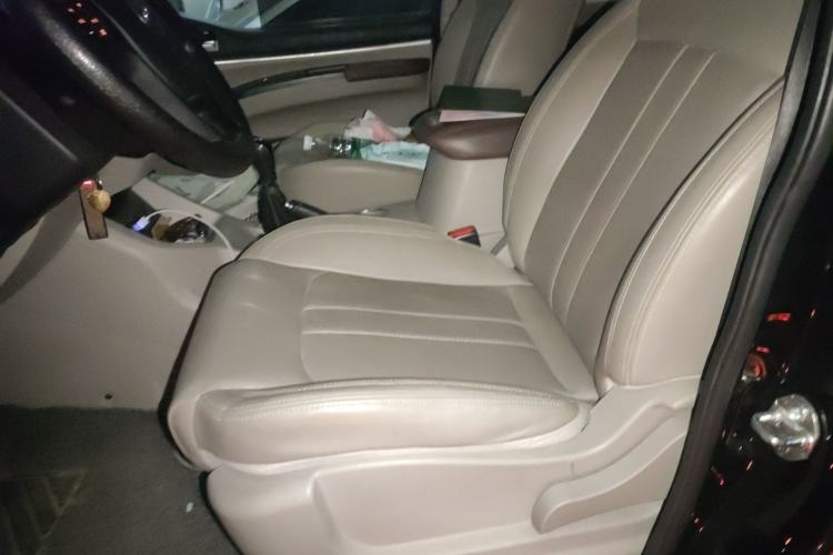 Used FORTHING Lingzhi 2020 M5L 1.6L Luxury 7-Seater