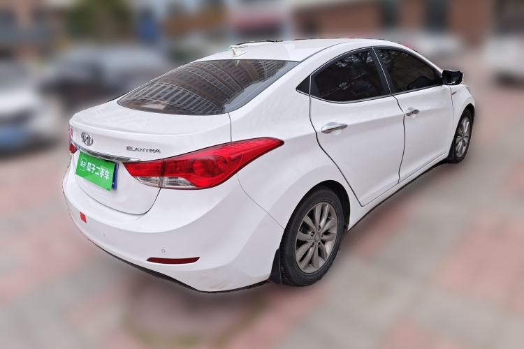 Used Hyundai Elantra (5th Generation / Langdong) 2015 1.6L Manual Leading Model