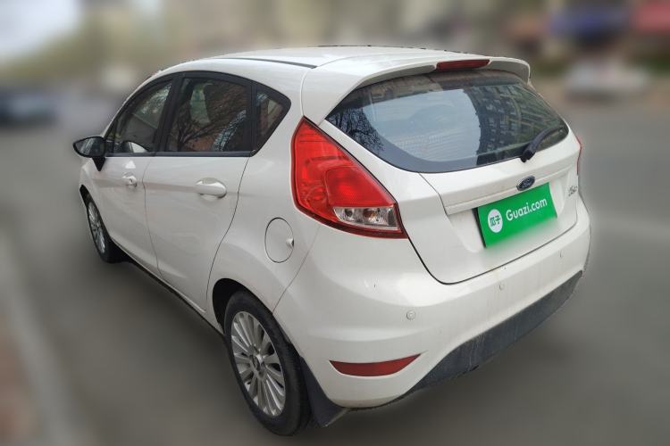 Used Ford Fiesta 2013 Hatchback 1.5L Manual Fashion Edition
