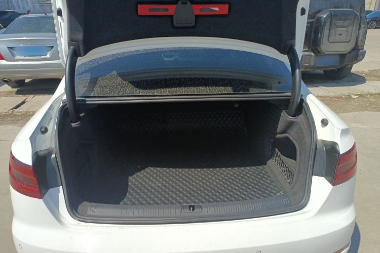 Used Audi A4L 2018 30th Anniversary Edition 40 TFSI Sport Edition Trunk