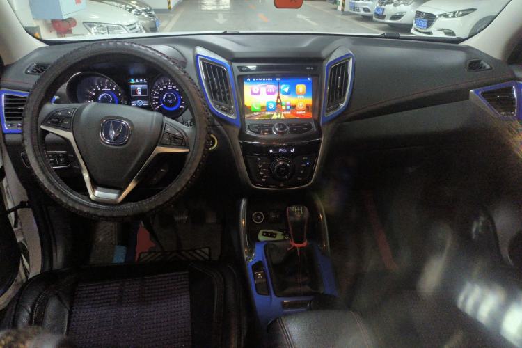 Used Changan CS75 2017 Shangkui Edition 1.5T Manual Fengxiang Model