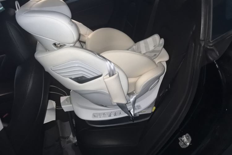 Used Tesla Model 3 2019 Long-Range Rear-Wheel-Drive Version