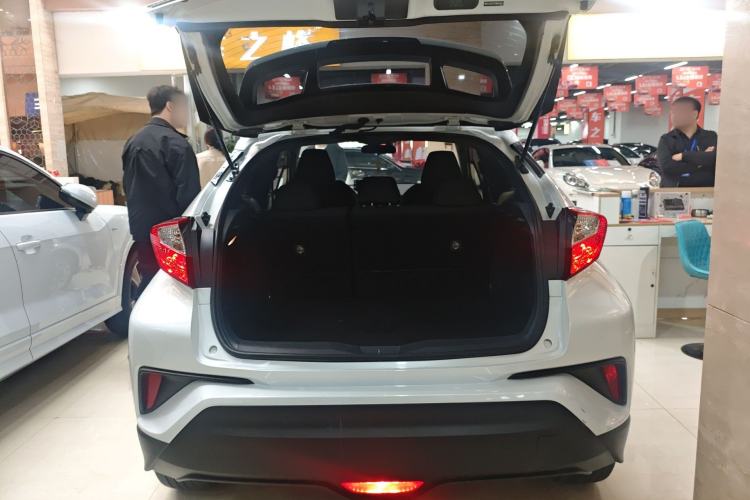 Used Toyota C-HR EV 2020 Leading Edition