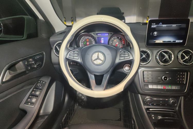 Used Mercedes-Benz GLA 2018 GLA 200 Fashion Model
