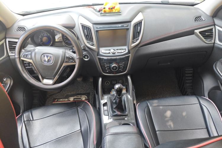 Used CHANGAN CS75 2017 Shangku Edition 1.5T Manual ZhiXiang Model
