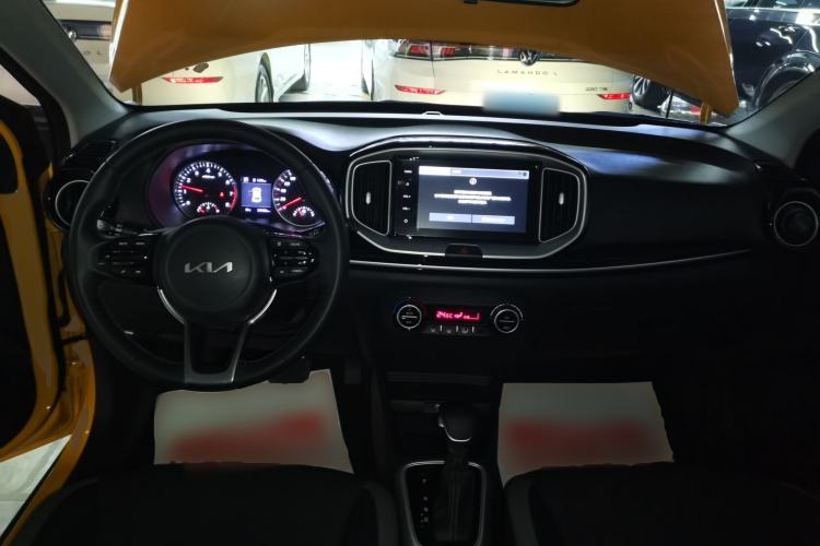 Used Kia kx1 Stonic 2021 1.4L CVT Sunroof Model