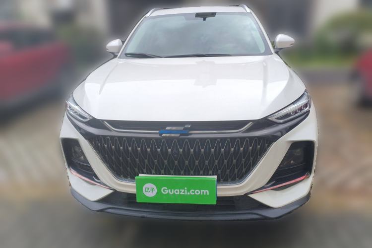 Used CHANGAN OSHAN X7 PLUS 2022 1.5T Blue Whale Edition Automatic Prestige Version Front