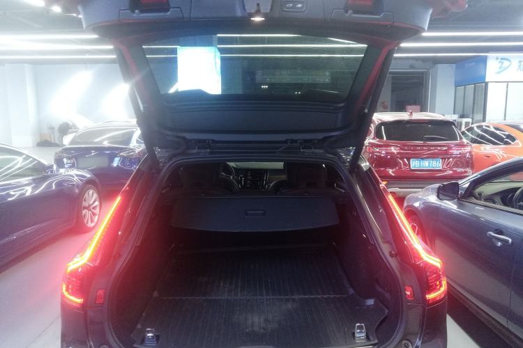 Used Volvo V90 2022 Cross Country B5 AWD Smart Range Edition