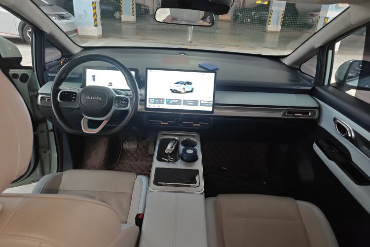 Used AION Y 2022 Plus 70 Smart Edition
