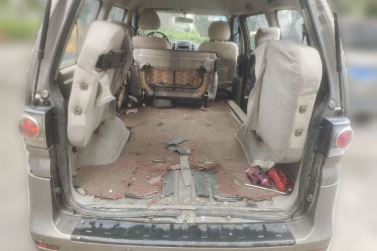 Used FORTHING Lingzhi 2016 V3 1.5L 7-Seater Standard Model China V Emission Standard