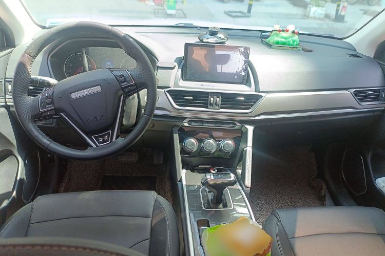 Used Haval H6 2021 Sport Edition 1.5T Automatic Elite Smart Connectivity Model with Hexagonal Grille