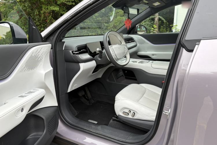 Used XPeng G6 2025 625 Long-Range Max Flagship Edition