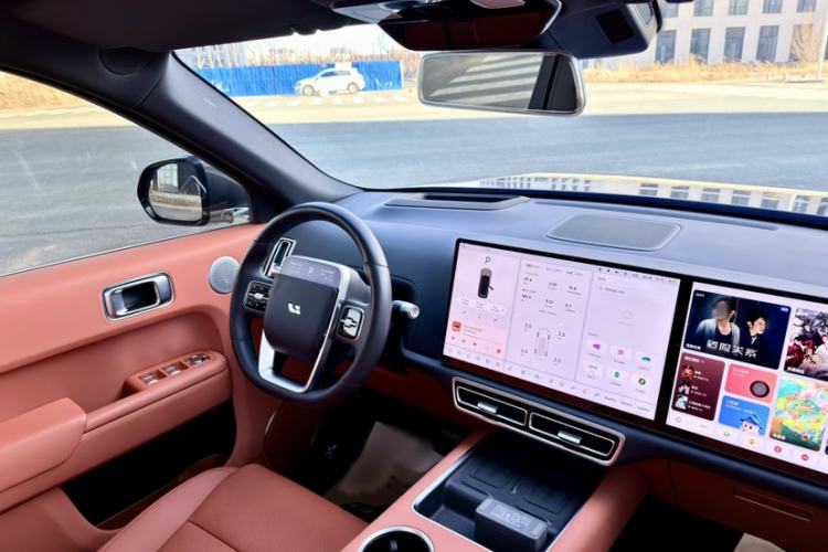 Used Li Auto L8 2024 Ultra Model Interior 3