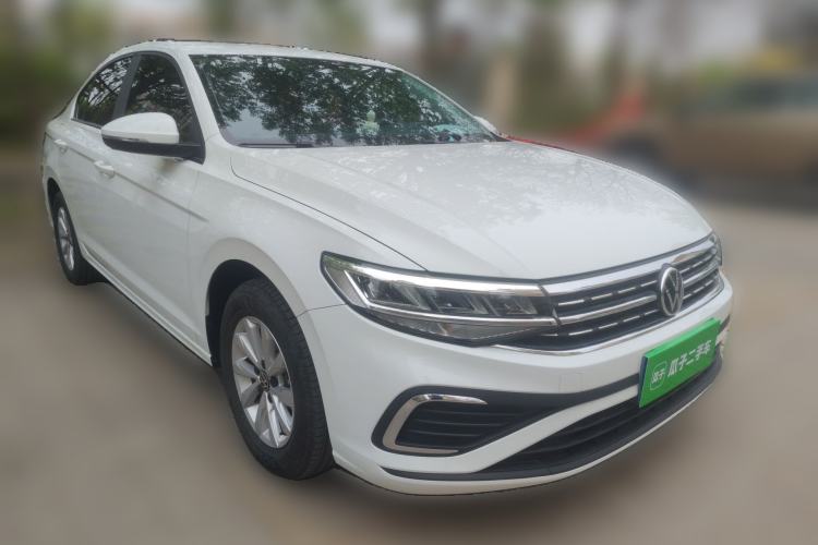 Used Volkswagen Bora 2024 200TSI Manual Comfort Edition Front Right 45 Deg