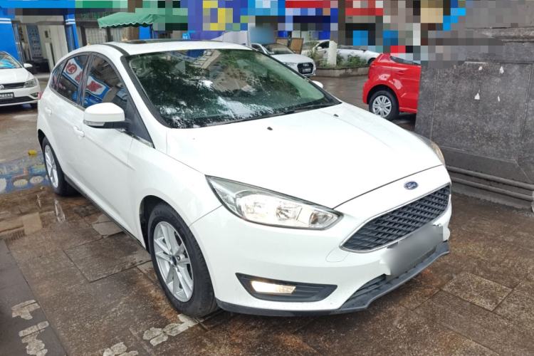 Used Ford Focus 2018 Hatchback Classic 1.6L Automatic Trendy SmartDrive Edition
