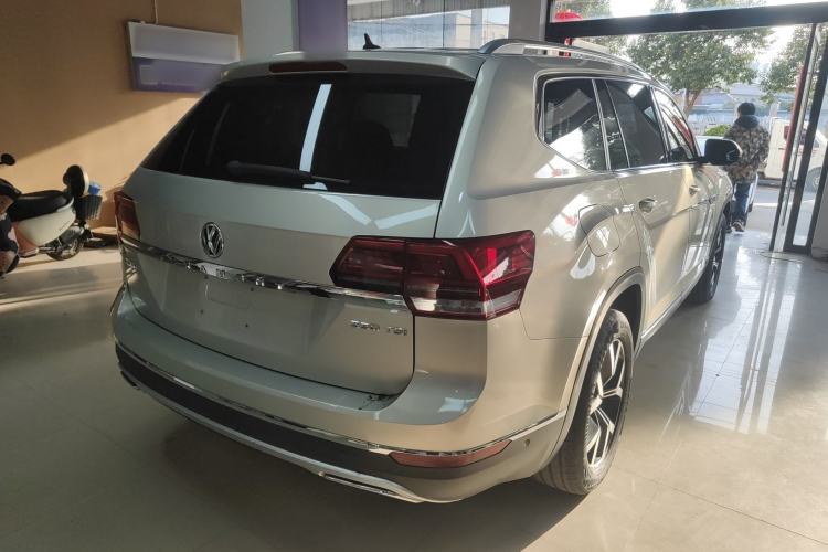 Used Volkswagen Teramont 2019 330TSI Two-Wheel-Drive Luxury Edition China VI Standard
