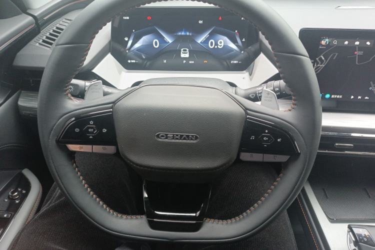 Used CHANGAN OSHAN Z6 2023 Blue Whale 1.5T DCT Smart Edition
