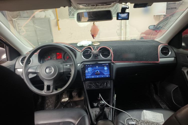 Used Volkswagen Jetta 2015 Zhuihui Edition 1.6L Manual Comfort Model