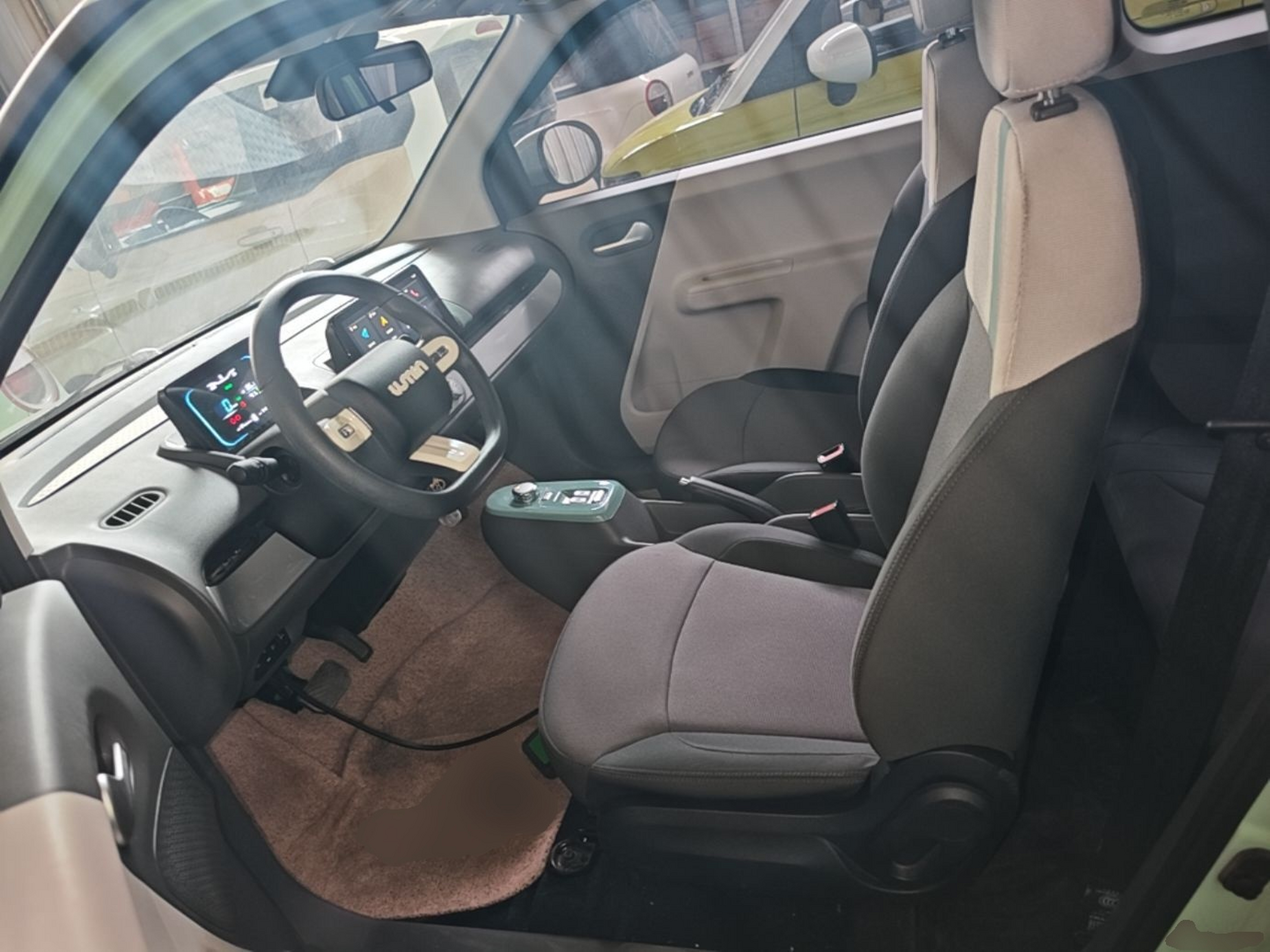 Interior delantero