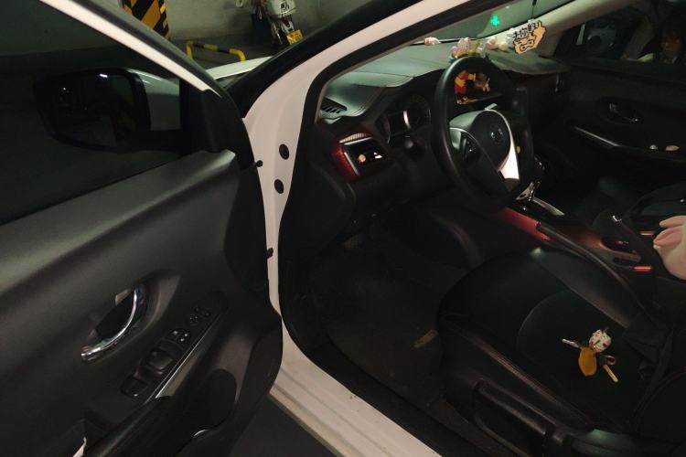 Used Nissan Lannia 2019 1.6L CVT Cool Edition China V Standard Driver Seat