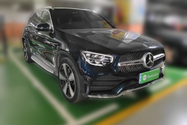 Used Mercedes-Benz GLC 2022 Facelifted GLC 300 L 4MATIC Luxury Edition Front Right 45 Deg