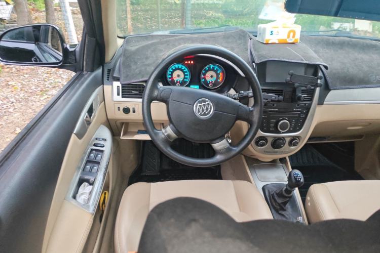 Used Buick Excelle 2013 1.5L Manual Classic Model Steering Wheel