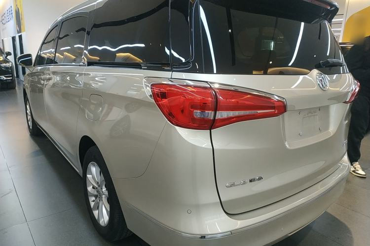 Used Buick GL8 2017 ES 28T Comfort Model China V Standard
