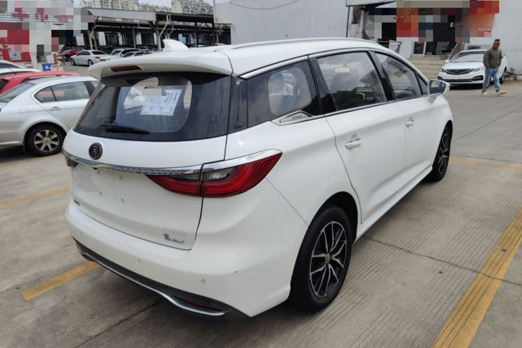 Used BYD Song MAX 2017 1.5T Automatic Smart Connect Elite 7-Seater
