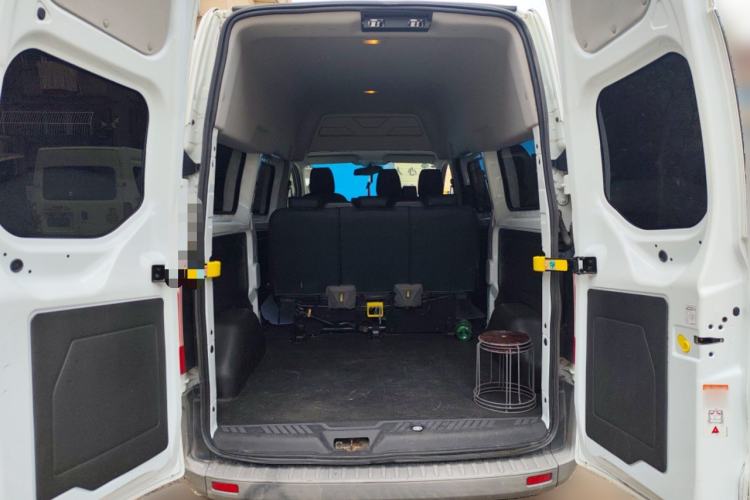 Used Ford Transit 2017 2.0T Diesel Multi-Function Commercial Vehicle Mid-Drive Mid-Roof China V Standard Trunk