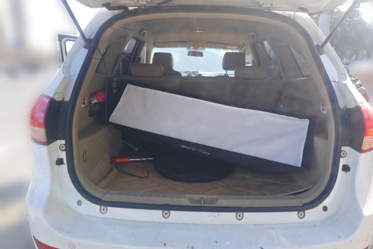 Used JMC Yusheng S350 2013 2.4T Two-Wheel-Drive Special Edition Trunk