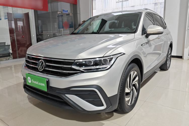 Used Volkswagen Tiguan L 2023 330TSI Automatic Two-Wheel Drive Smart Edition
