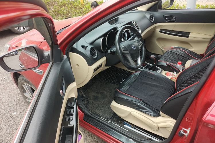 Used Changan Eado 2015 1.6L Manual Luxury Model China V Standard
